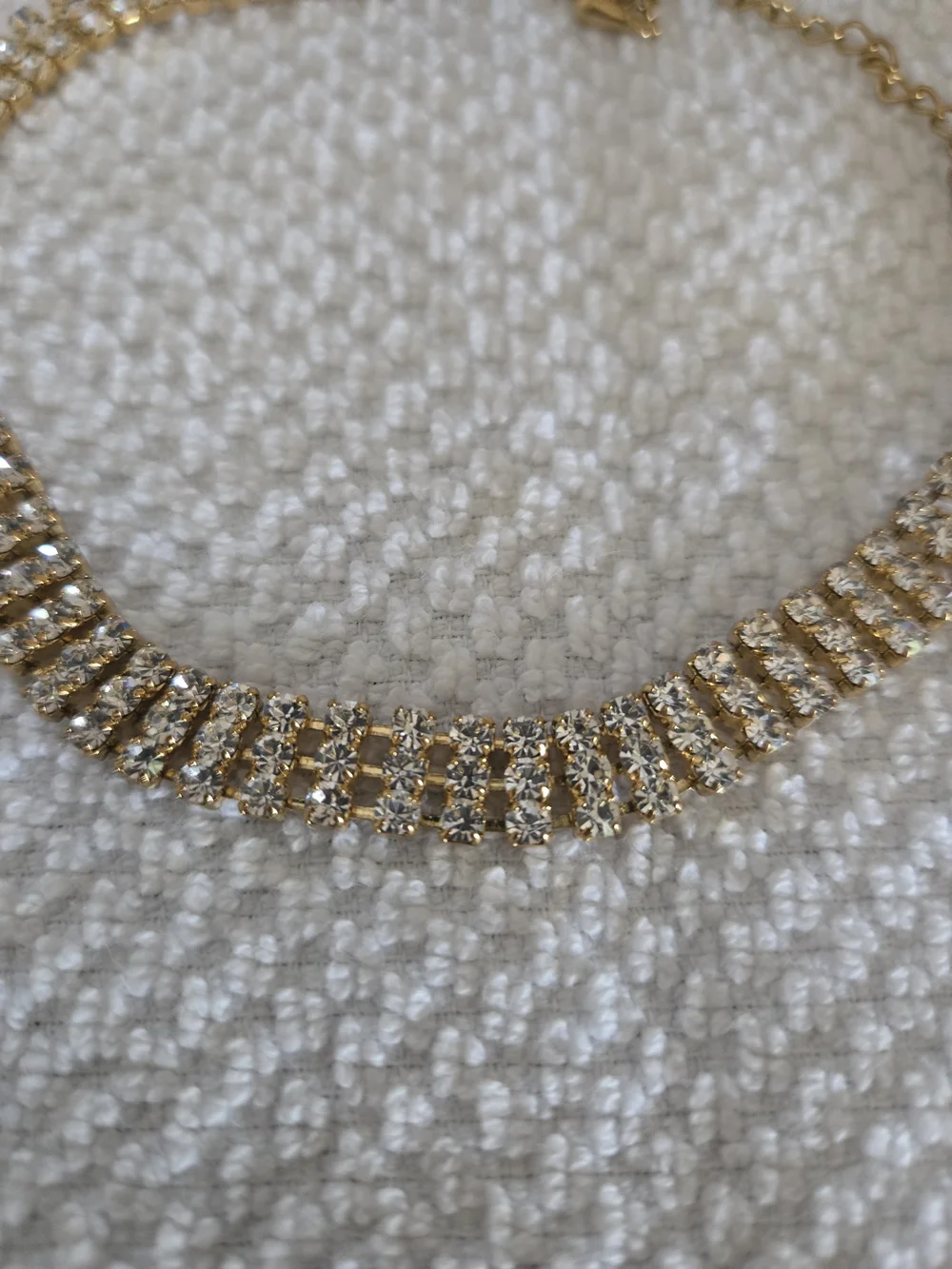 N/A gold tone